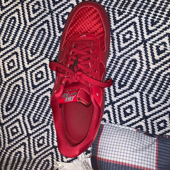 Nike WOVEN Red Air Force One - Picture 1 of 3